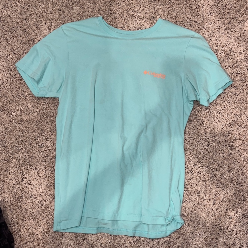 Columbia T-shirt size medium, color teal/turquoise.